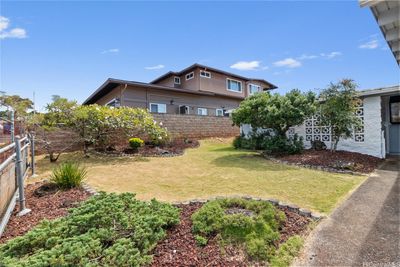 2379 Anihinihi Street, House other with 3 bedrooms, 1 bathrooms and 2 parking in Pearl City HI | Image 3