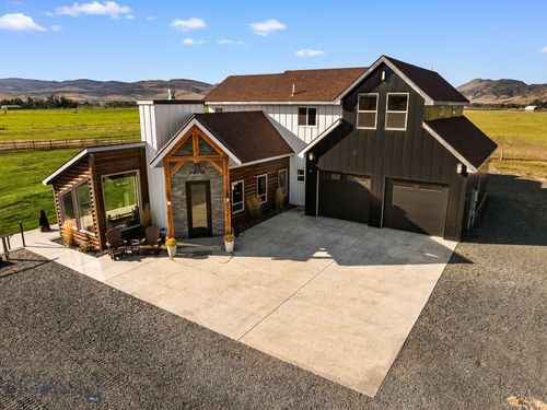 7447 Old Yellowstone Trl, Willow Creek, MT, 59760 | Card Image