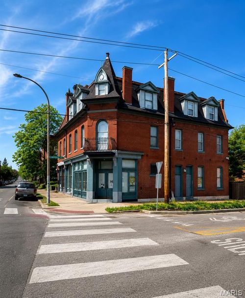 3401 Chippewa St, Saint Louis, MO, 63118-3524 | Card Image