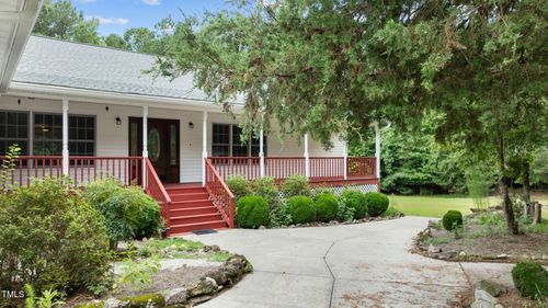 220 Flat Rock Dr, Louisburg, NC, 27549-9170 | Card Image