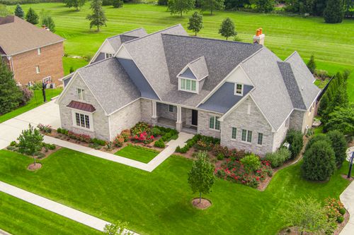 5N085 Prairie Rose Dr, St. Charles, IL, 60175-7942 | Card Image