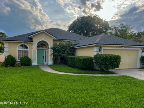 1704 Tall Tree Dr E, Jacksonville, FL, 32246-7286 | Card Image