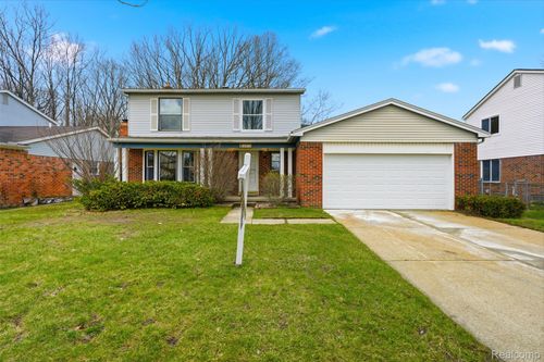 44570 Tillotson Dr, Canton, MI, 48187-1760 | Card Image