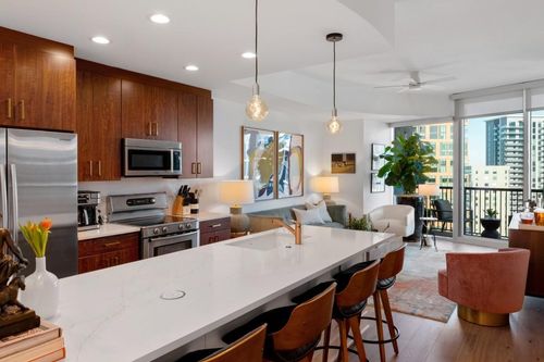 unit-1906-1080 Peachtree St Ne, Atlanta, GA, 30309-6825 | Card Image