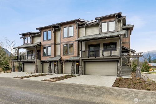 1804-1196 Waterfall Way Se, North Bend, WA, 98045-6000 | Card Image