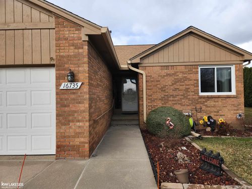 16735 Kyla Dr, Clinton Twp, MI, 48038-1987 | Card Image