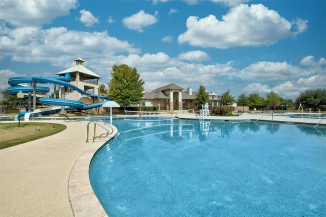 Community pool | Image 35