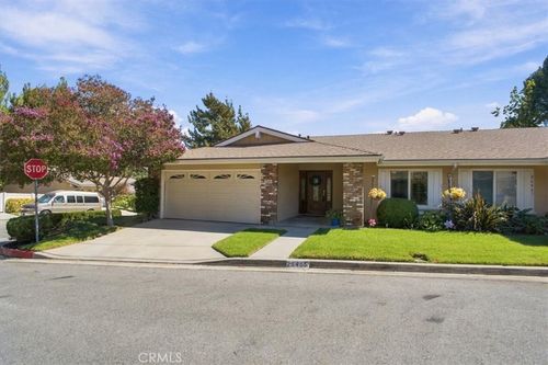 26465 Fairway Cir, Newhall, CA, 91321-1322 | Card Image