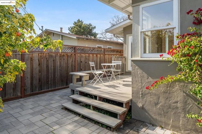 1040 Camelia St, House other with 2 bedrooms, 1 bathrooms and null parking in Berkeley CA | Image 36