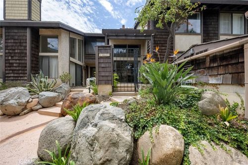3663 Country Club, Long Beach, CA, 90807 | Card Image