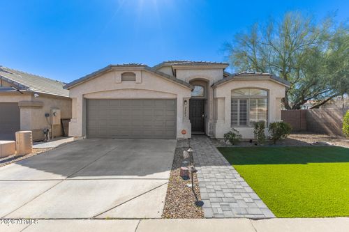 2403 E Rosemonte Dr, Phoenix, AZ, 85050-3110 | Card Image