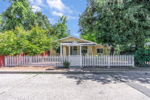 1406 Myrtle St, Calistoga, CA, 94515-1631 | Card Image