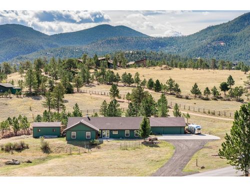 2758 Carriage Dr, Estes Park, CO, 80517-7011 | Card Image