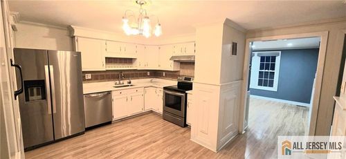 1039 Leesville Ave, RAHWAY, NJ, 07065-4810 | Card Image