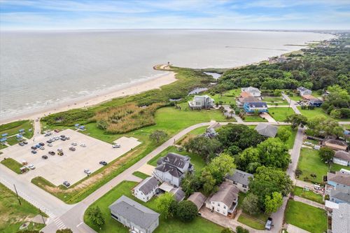 4910 Palm St, Seabrook, TX, 77586-1949 | Card Image