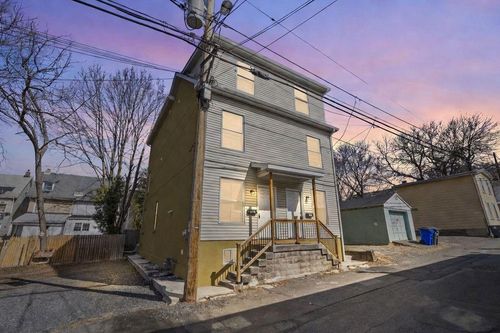 365 Union Aly, POTTSTOWN, PA, 19464 | Card Image