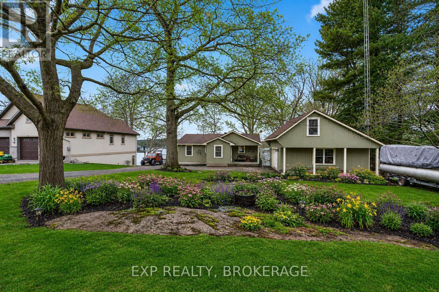 Residential in Leeds and the Thousand Islands 2
