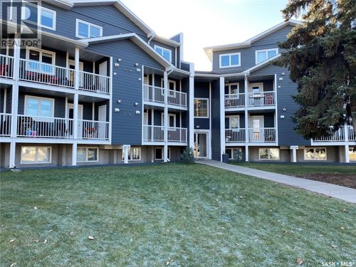 205-515 28th St E, Prince Albert, SK, S6V1X8 | Card Image
