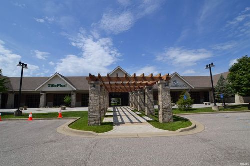 3695 S Sare Rd, Bloomington, IN, 47401-4173 | Card Image