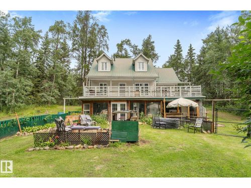 2 Range Rd, Redwater, AB, T0A2W0 | Card Image
