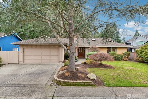 16535 147th Avenue Se, Renton, WA, 98058 | Card Image