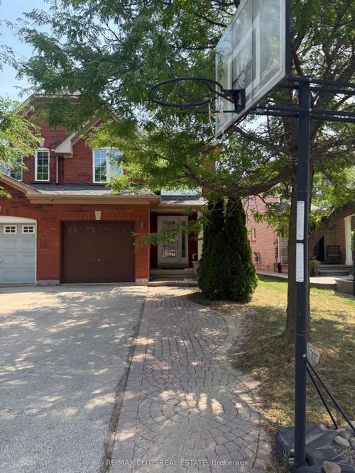 7 Love Run Rd, Maple, ON, L6A3M2 | Card Image