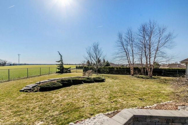 86 Willits Cres, House other with 5 bedrooms, 3 bathrooms and 8 parking in Saint George ON | Image 37