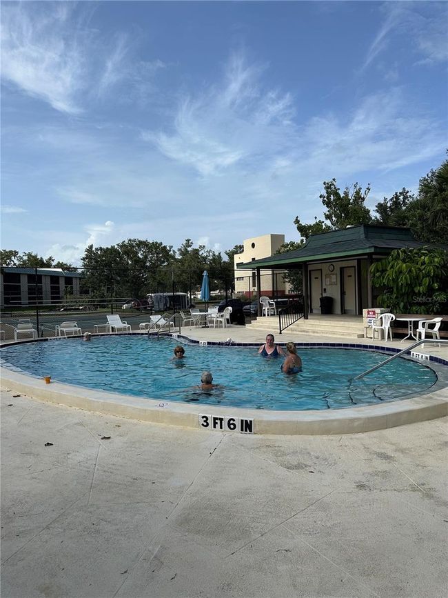 APT-307 - 102 Capri Isles Blvd, Condo with 2 bedrooms, 2 bathrooms and null parking in VENICE FL | Image 11