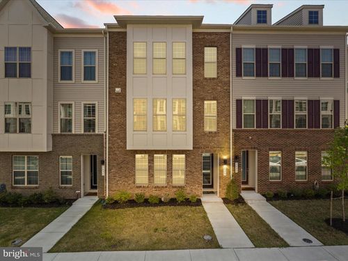 1629 Field Sparrow Ter Ne, LEESBURG, VA, 20176-3399 | Card Image