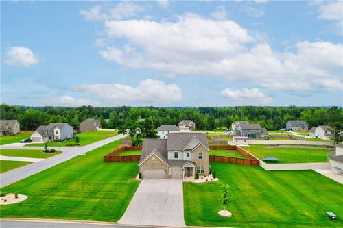 601 Dyer Dr, Locust Grove, GA, 30248-2350 | Card Image