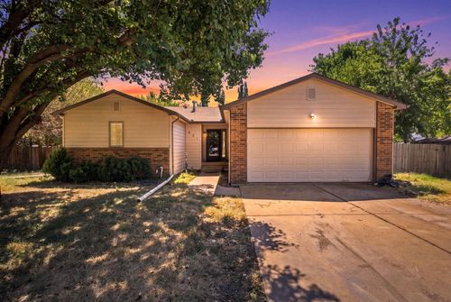 621 E Showalter St, Rose Hill, KS, 67133-9770 | Card Image