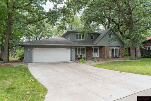 1577 Sherwood Dr, North Mankato, MN, 56003-2825 | Card Image