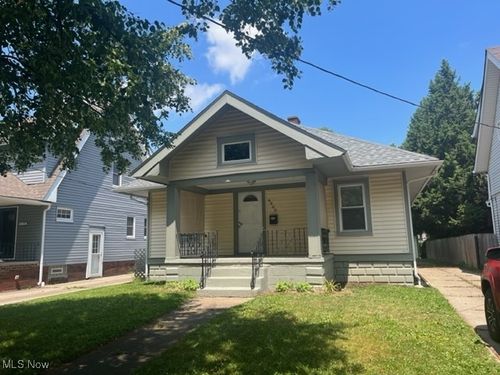 4900 Vandalia Ave, Cleveland, OH, 44144-3905 | Card Image