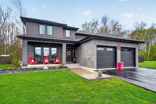 6625 Sutherland Ave, Cornwall, ON, K6H7J3 | Card Image
