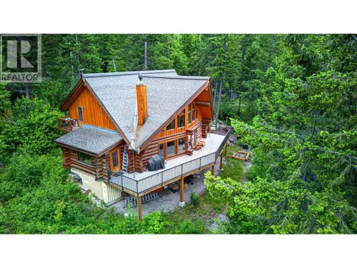 1419 Black Bear Drive, Golden, BC, V0A1H7 | Card Image