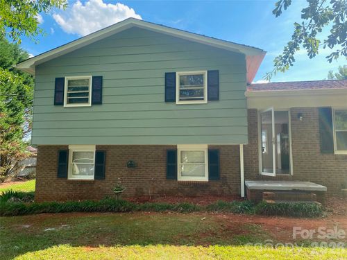 1237 Venus St, Conover, NC, 28613-8420 | Card Image