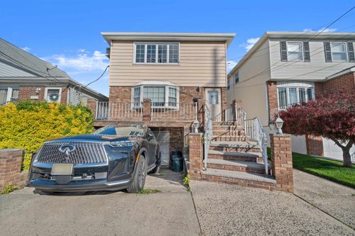 2-516 Avenue E, Bayonne, NJ, 07002-3915 | Card Image