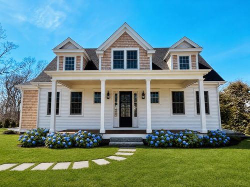 77 Sixth St N, Edgartown, MA, 02539 | Card Image