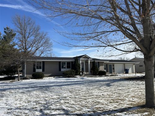 109 Elm St, Van Horne, IA, 52346-9843 | Card Image