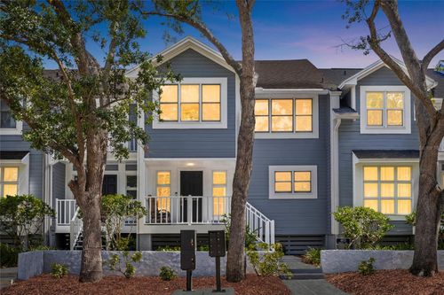 4833 W Flamingo Rd, Tampa, FL, 33611-1000 | Card Image