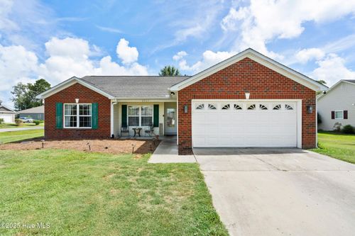 2947 Bay Village St, Shallotte, NC, 28470-1884 | Card Image