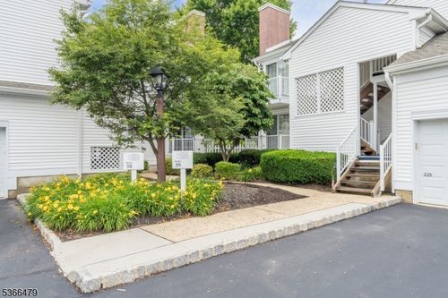 231 Alexandria Way, Basking Ridge, NJ, 07920-2774 | Card Image