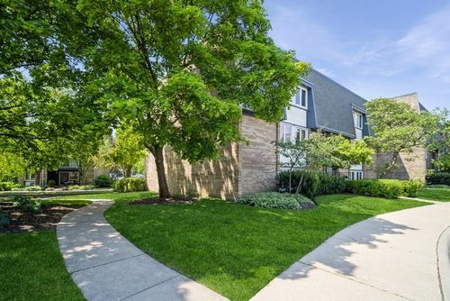 unit-102-2009 Ammer Ridge Ct, Glenview, IL, 60025-1872 | Card Image