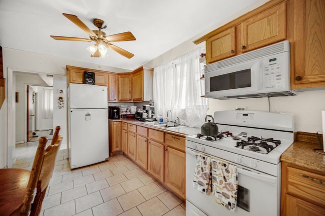 1532 N 39 Th Ave, House other with 5 bedrooms, 1 bathrooms and 2 parking in Stone Park IL | Image 12