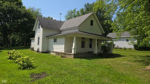 230 High St, Jamestown, IN, 46147-8873 | Card Image