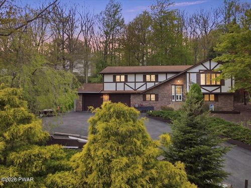 31 Brunswick Drive, Mount Pocono, PA, 18344 | Card Image