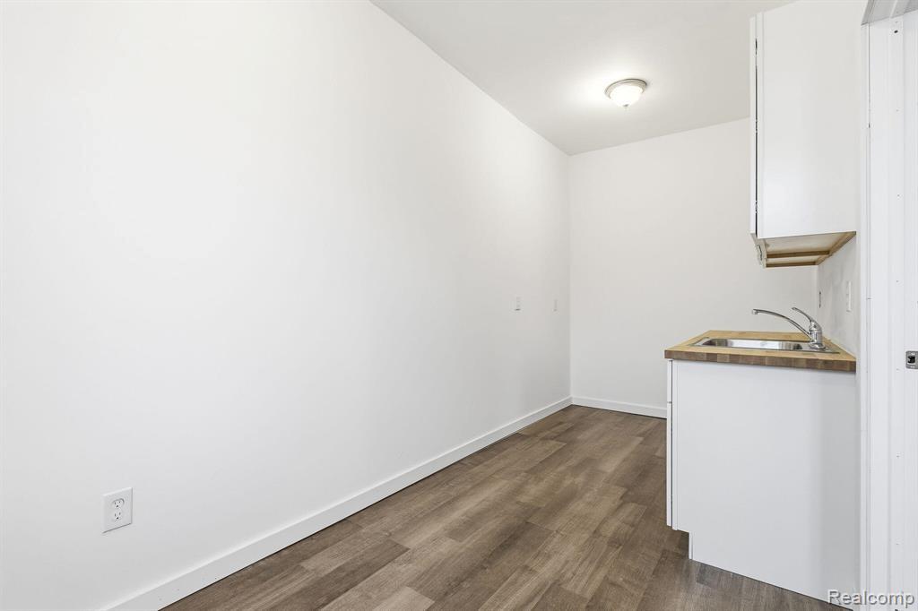 Residential Lease in Detroit 4