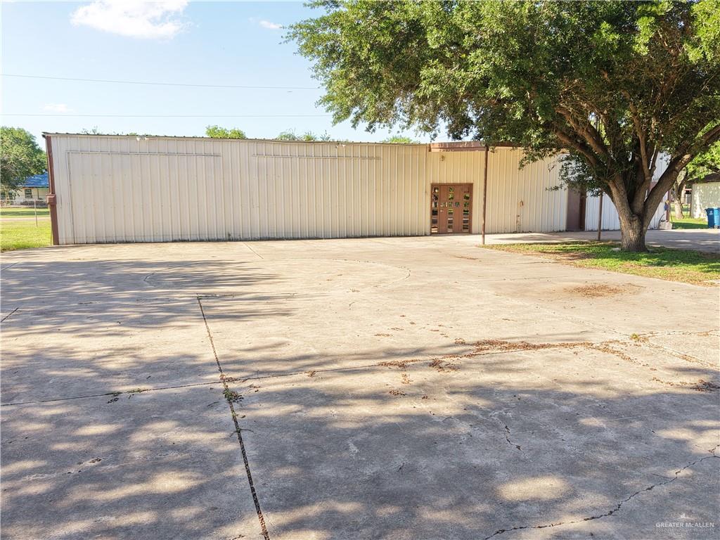 Commercial Sale in La Feria 4