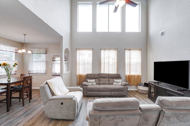 213 Wildcat Run, House other with 5 bedrooms, 4 bathrooms and null parking in Cibolo TX | Image 7