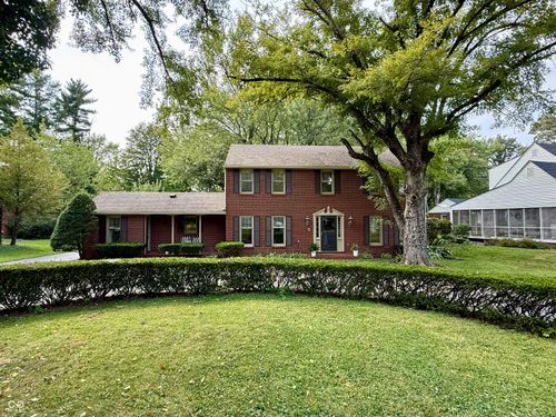 925 Forest Dr, Anderson, IN, 46011-1235 | Card Image